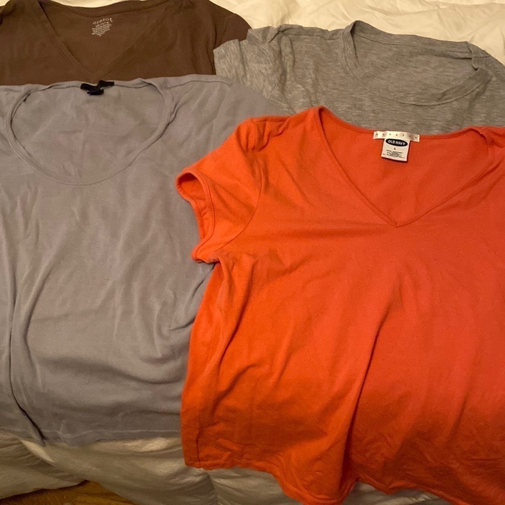 5 -T SHIRTS 2 Gap,Old Navy,Gilligan&O'Malley,George  SZ L  Assortment of colors